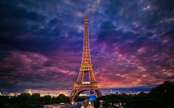 6-Eiffel tower