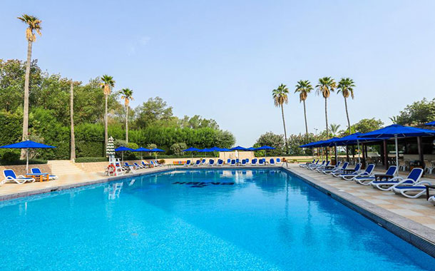 610x380-Staycations-Bin-Majid-Beach-Hotel3