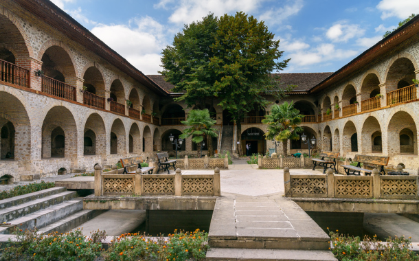 610x380-Web-Caravanserais-Baku 610x380-Web-Caravanserais-Baku