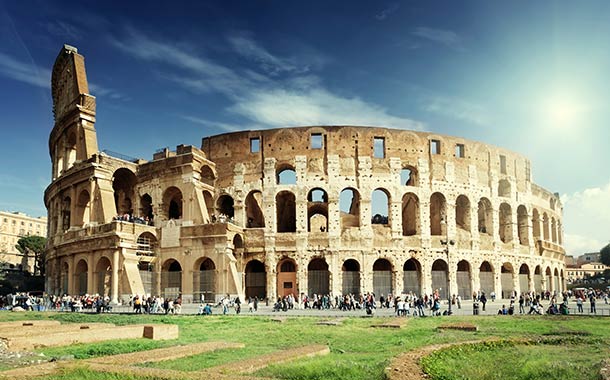 Colosseum-in-Rome,-Italy