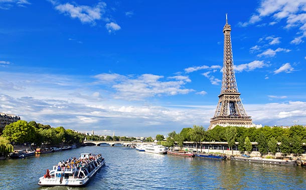 Eiffel Tower090317