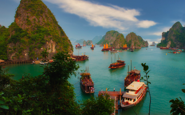 Vietnam tour package 
