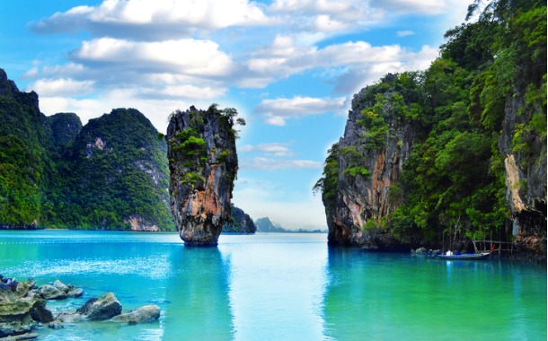 James Bond island