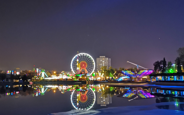 Yas island theme parks